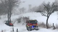 Namesto da bi čistili doma, so matarski gasilci hiteli na pomoč.