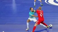 Tolminski reprezentant Kristjan Čujec v rokoborbi ni ostal dolžan 
ruskemu kapetanu Sergeju Abramovu.