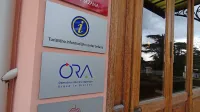 Sedež agencije Ora ostaja v prostorih občine Sežana. Kot medobčinska ustanova plačuje občini najemnino 292 evrov na 
mesec.
