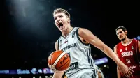Mladi košarkarski zvezdnik Luka Dončić je v očeh Slovencev 
najbolj kakovosten športnik  na svetu. 