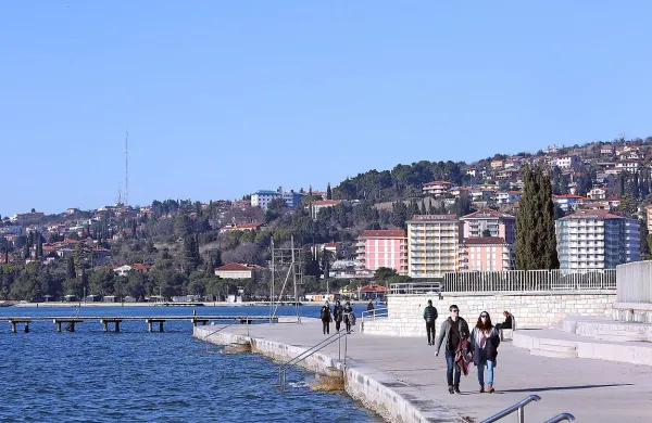 Družba Istrabenz Turizem, ki je lastnica šestih hotelov v Portorožu, 
je najpomembnejši del holdinga Istrabenz. 