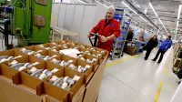 Slovenija je pri zaposlenosti ljudi, starejših od 55 let, na repu 
EU.