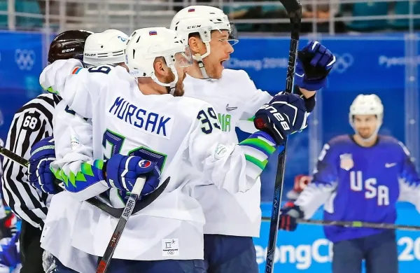 Slovenski hokejisti za četrtfinale OI proti Norveški