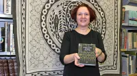 Barbara Stegel v Knjigi strahu opisuje tudi pot samospoznavanja 
in šamanistične rituale, ki so ji pri tem pomagali.