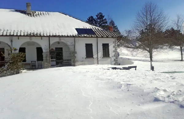 Minulo nedeljo je bila pri koči Nanos prava zimska idila. 