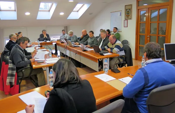 Svetniki so se na zadnji seji seznanili z delovanjem Javnega 
zavoda Komenski Kras.
