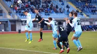 Nogometaši Olimpije (v črni opravi) so se še tretjič v letošnji sezoni 
veselili zmage proti Novogoričanom.