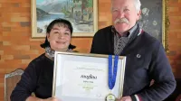 Vilma in Jože Dragman  sta ponosna na zlato medaljo, ki je na Ivanji 
Grad prišla iz Splita.