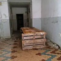 Sto let vzhodno-zahodne vile