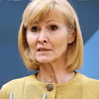 Lilijana Kozlovič “Ponudba, ki smo 
jo dali v ponedeljek, je zelo resna in 
zelo konkretna, a je bila vezana na 
to, da je potrebno približevanje tudi 
z druge strani.”