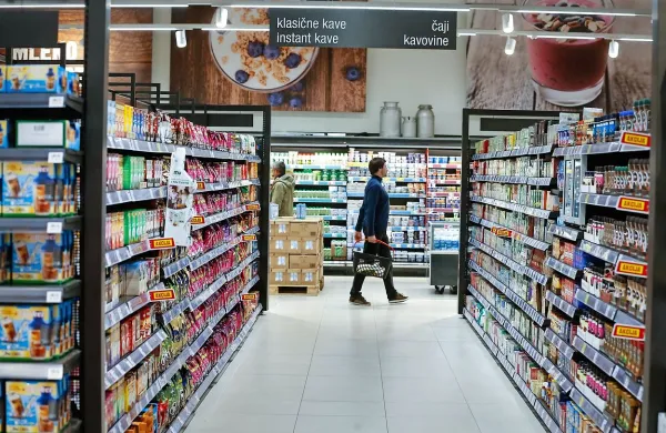 Cene hrane so se pri nas po letu 2008 zvišale za 15 do 20 
odstotkov.

