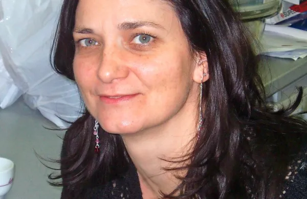 Patricija Mozetič, višja znanstvena sodelavka,  se ukvarja z ekologijo in fiziologijo fitoplanktona 
ter  škodljivim  cvetenjem alg.