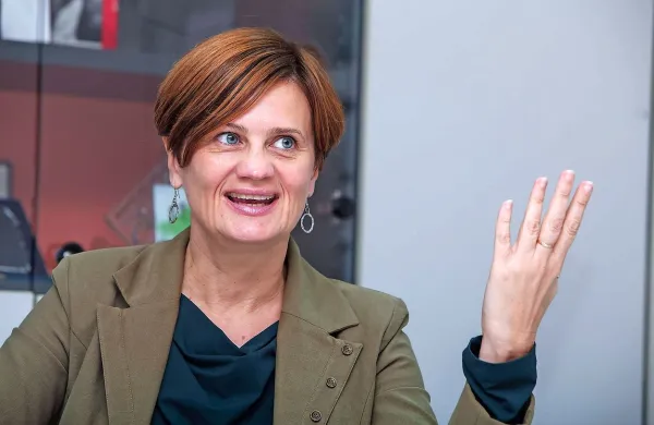 Mojca Širok