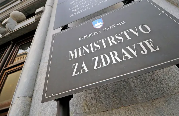 Na ministrstvu za zdravje se pri novih zaposlitvah sklicujejo na 
kadrovski načrt.