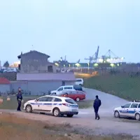 Domačini so številne policiste opazili tudi na Srminu. 