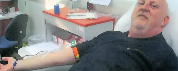 Valter Saksida je s svojo krvjo mnogim vrnil zdravje in rešil 
življenje.