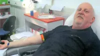 Valter Saksida je s svojo krvjo mnogim vrnil zdravje in rešil 
življenje.