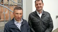  Dejan Dodič  in Primož Kastelic  sta predsednik in podpredsednik  
Društva Mirna cesta, ki si bo prizadevalo za odpravo prevelikega 
tranzitnega tovornega prometa skozi naselja ob cesti Krvavi 
Potok-Starod.

 