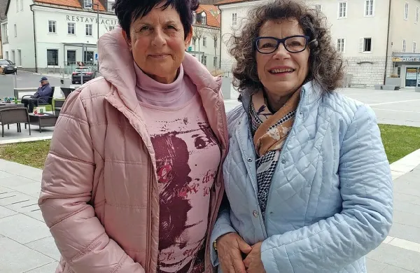 Milena Pegan Fabjan (levo), strokovna vodja skupine, in Doroteja 
Zlatka Soban, prostovoljka koordinatorka skupine. 