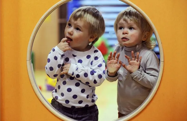 Preobčutljivost in alergije na neko vrsto hrane se lahko pokažejo 
po rojstvu ali ob pojavu določene kronične bolezni. 