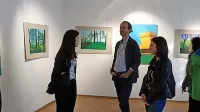 Umetniška gimnazija likovne smeri   iz Nove Gorice po petih letih spet gostuje  v Lokarjevi galeriji.  