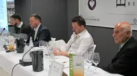 Rebule so v Veroni predstavili Franc Mužič, Luca Gardini, Gašper Čarman in dr. Denis Rusjan (z desne).