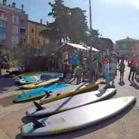 Z dna morja so potegnili celo skuter