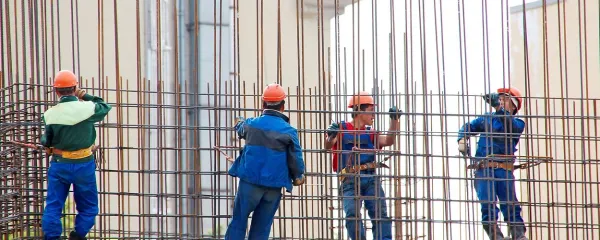 Skupaj v krizi, v rasti pa vsak zase?
