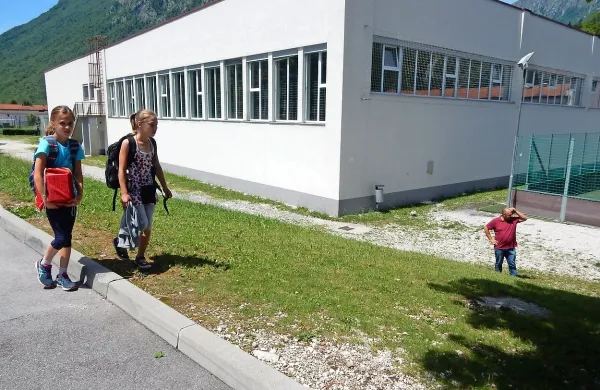V Kobaridu bodo kotlovnico vkopali za telovadnico, na ravni strehi 
bodo pridobili parkirišča.