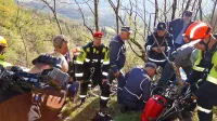 Miro Bozja (levo) je ustanovil in ostaja na čelu elitne skupine gasilce Gamsi. 