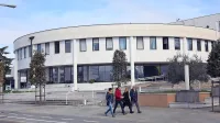 Adriatic Slovenica  čaka na nove lastnike.