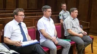 Robert Graj, Robert Časar in Milan Pučko (z leve)  bodo v začetku 
junija izvedeli, kako je dokaze v sodnem spisu ocenil sodnik.