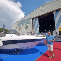 Poglede še danes privablja več kot 200 plovil