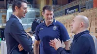 Matej Avanzo (desno) v družbi vodje članske ekipe Gorana 
Jagodnika in trenerja Jurice Golemca. Vsi trije krojijo kadrovanje 
članske ekipe.