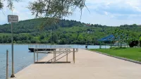 Plaža na severu Debelega rtiča pritegne tako sosede Italijane kot 
domačine.