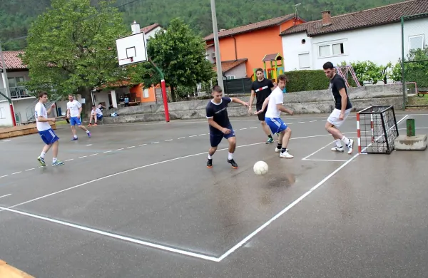 V Vrhpolju (na fotografiji)  so med kar 24 ekipami zmagali 
Fantički.