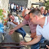 Iz pip končno pitna voda