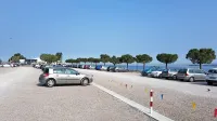 Na parkirišču pred kopališčem v Žusterni bodo uvedli nov parkirni režim. 