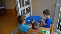 Prilagojeni program za predšolske otroke je v tem šolskem letu 
obiskovalo osem malčkov, v juniju se jim pridruži še deveti. 
