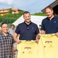 Gonilna sila športno dobrodelnih dogodkov Ervin Čurlič, selektor 
Trifunović in Nesterović (z leve).