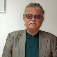 Janez Pišot pojasni, da se kemična sredstva proti tigrastemu 
komarju uporabi  le, ko grozi izbruh bolezni. 