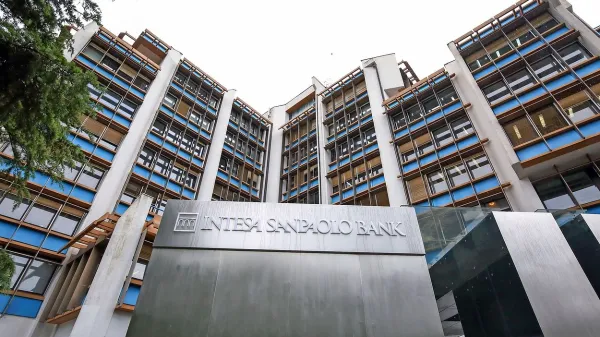 Intesa Sanpaolo bank se med vsemi  bankami v Sloveniji ponaša  z 
najvišjo bonitetno oceno.