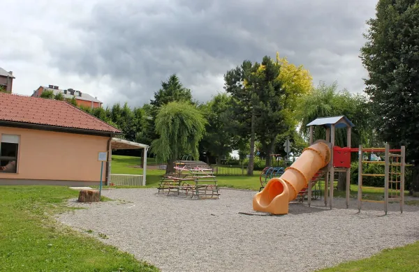 Kljub dvema razpisoma bo postojnski vrtec še nekaj mesecev 
vodila vršilk dolžnosti ravnatelja.