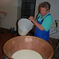 Ob Krnskem jezeru bodo spet sirili