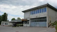  Pekarna Postojna že pred uvedbo stečaja dotrajanega proizvodnega obrata ni ustrezno vzdrževala, zastarela pa je bila tudi 
oprema, zato higienskim in tehničnim standardom ni več ustrezal.