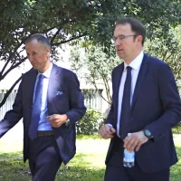 Zdravnikov zagovornik odvetnik Bruno Krivec (levo) trdi, da je 
pulmolog (desno) deloval v skladu z medicinsko stroko, kar 
dokazuje dokumentacija v sodnem spisu.