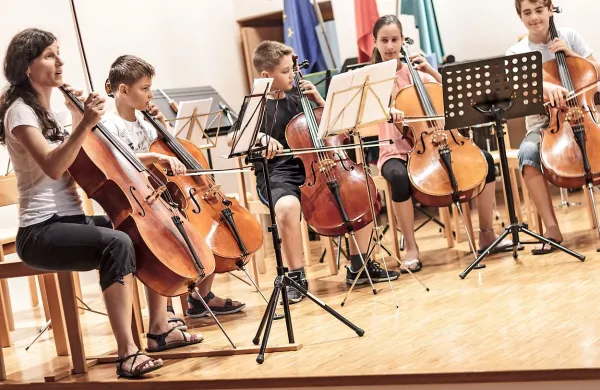 Letošnji Orkesterkamp bo povezal zlasti mlade  iz Slovenije, Italije, Bolgarije in Španije.