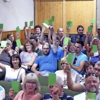 Delitev KS Črni Kal: samo zdrahe ali resne težave?