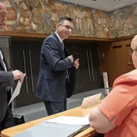 Zadovoljne obraz sestavljalca nove koalicije Marjana Šarca.