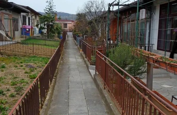 V notranjem uličnem omrežju v Olmu ni javne razsvetljave, po 
skoraj 50 letih jo bodo zdaj vendarle dobili.